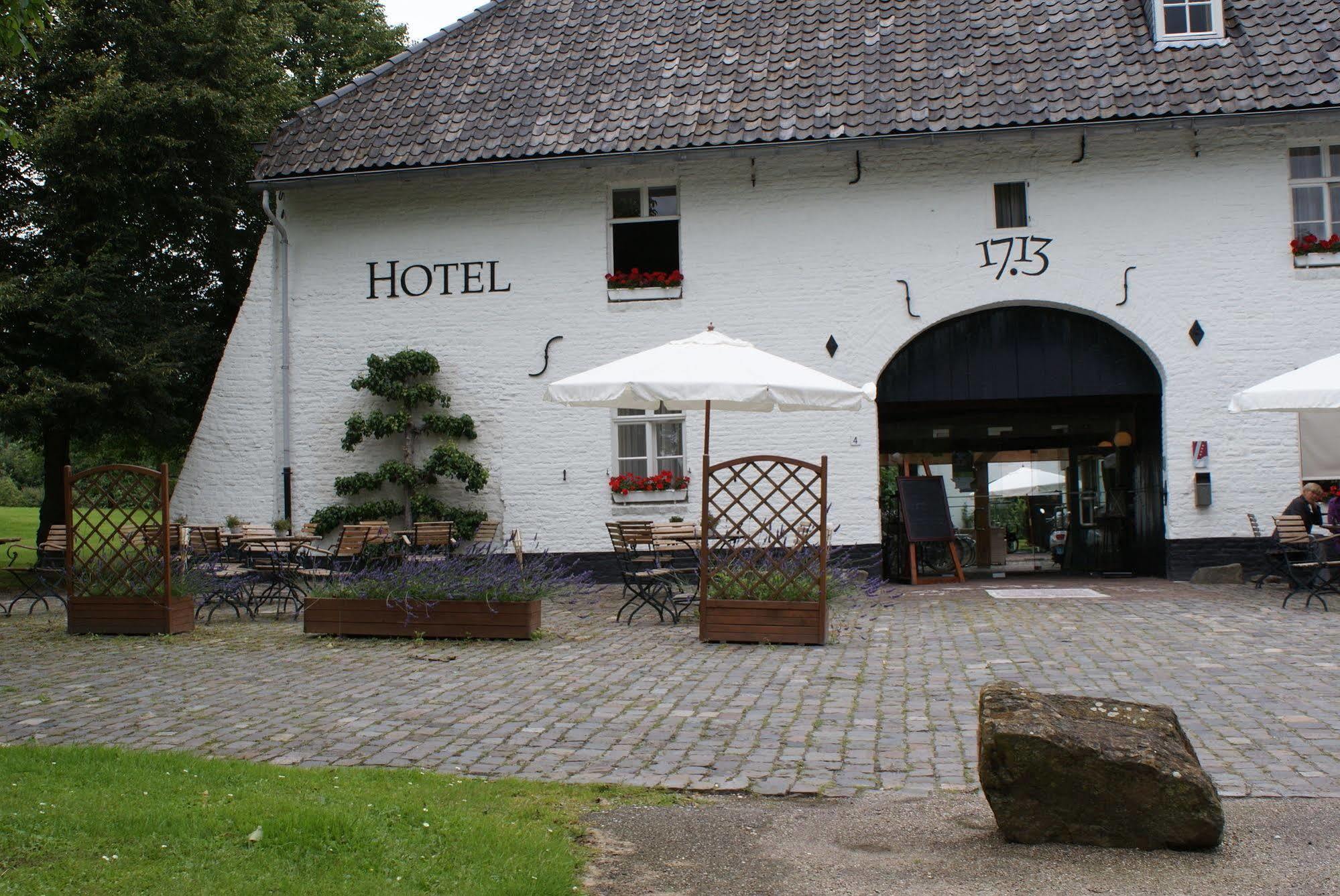 Fletcher Hotel-Restaurant Kasteel Erenstein Керкраде Экстерьер фото